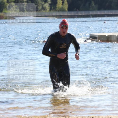 07.09.2025 - 19. Norderstedt Triathlon Luisa Fischer http://msf.ph/oto/8752365 07.09.2025 15:33:34 Schwimmen 1080 meine-sportfotos.de