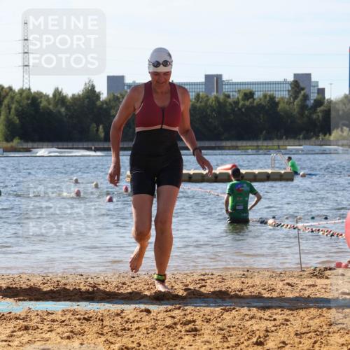 07.09.2025 - 19. Norderstedt Triathlon Luisa Fischer http://msf.ph/oto/8752368 07.09.2025 11:22:34 Schwimmen 146, 234, 1319 meine-sportfotos.de