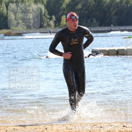 07.09.2025 - 19. Norderstedt Triathlon Luisa Fischer http://msf.ph/oto/8752386 07.09.2025 15:33:36 Schwimmen 503, 1080 meine-sportfotos.de