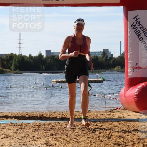 07.09.2025 - 19. Norderstedt Triathlon Luisa Fischer http://msf.ph/oto/8752389 07.09.2025 11:22:36 Schwimmen 146, 234, 1319 meine-sportfotos.de