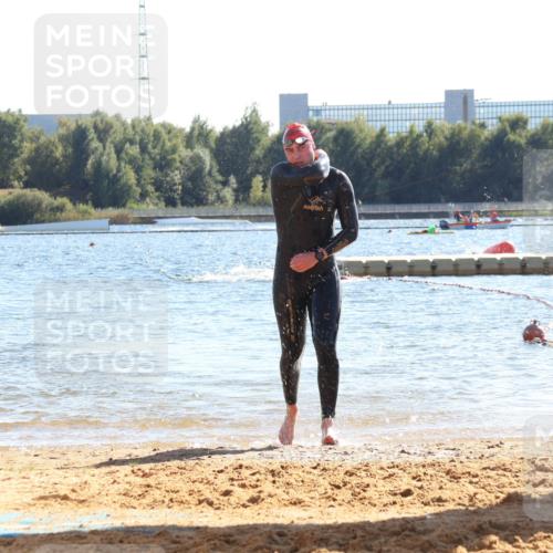 07.09.2025 - 19. Norderstedt Triathlon Luisa Fischer http://msf.ph/oto/8752394 07.09.2025 15:33:37 Schwimmen 503 meine-sportfotos.de