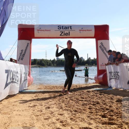 07.09.2025 - 19. Norderstedt Triathlon Luisa Fischer http://msf.ph/oto/8752433 07.09.2025 15:33:41 Schwimmen 503 meine-sportfotos.de