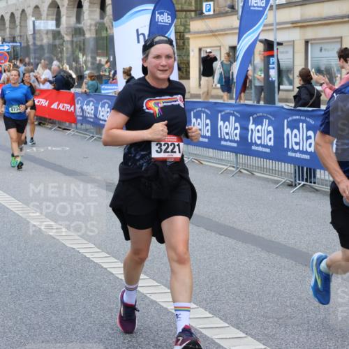 07.09.2025 - BARMER Alsterlauf Strokosch-Dieckow http://msf.ph/oto/8752446 07.09.2025 10:14:57 Ziel 2158, 2651, 2674, 2705, 2936, 3132, 3133, 3243, 3548, 3703, 3885, 3886, 4020, 4021, 4024, 4177, 4442, 4443, 4556, 4756, 4757, 4878, 4879, 5134, 5291, 5631, 5952, 6194 meine-sportfotos.de