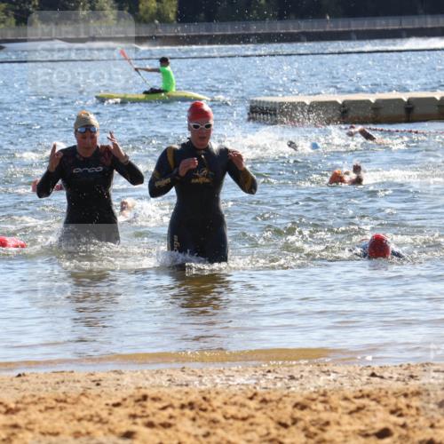 07.09.2025 - 19. Norderstedt Triathlon Luisa Fischer http://msf.ph/oto/8752455 07.09.2025 15:34:11 Schwimmen  meine-sportfotos.de