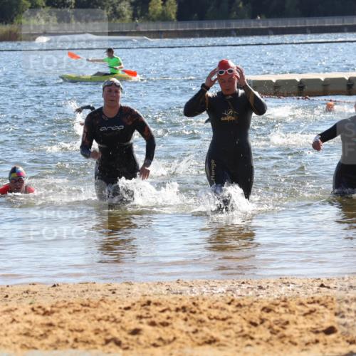 07.09.2025 - 19. Norderstedt Triathlon Luisa Fischer http://msf.ph/oto/8752459 07.09.2025 15:34:12 Schwimmen  meine-sportfotos.de