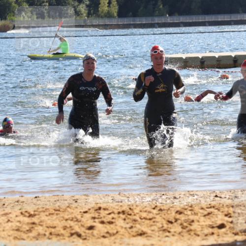 07.09.2025 - 19. Norderstedt Triathlon Luisa Fischer http://msf.ph/oto/8752463 07.09.2025 15:34:12 Schwimmen  meine-sportfotos.de