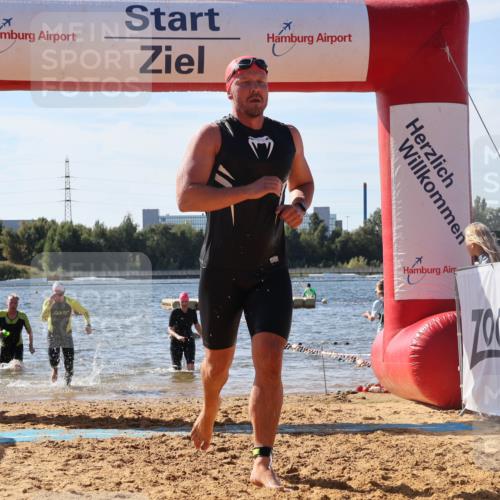 07.09.2025 - 19. Norderstedt Triathlon Luisa Fischer http://msf.ph/oto/8752513 07.09.2025 11:23:12 Schwimmen 703, 807, 857, 859 meine-sportfotos.de