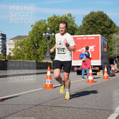 07.09.2025 - BARMER Alsterlauf Yannick Fuchs http://msf.ph/oto/8752538 07.09.2025 09:36:24 Laufen 5714, 8287 meine-sportfotos.de