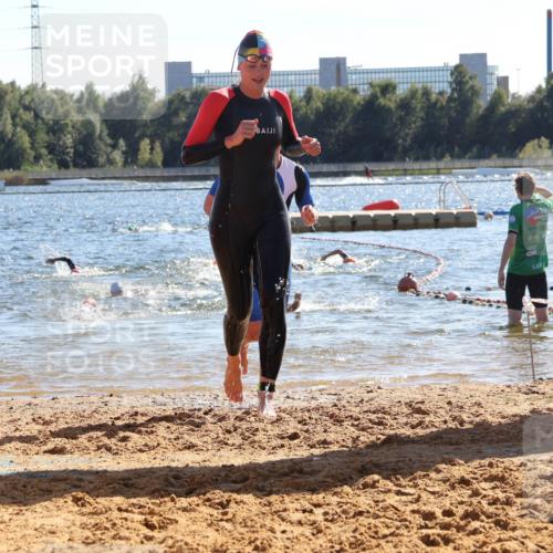 07.09.2025 - 19. Norderstedt Triathlon Luisa Fischer http://msf.ph/oto/8752548 07.09.2025 15:34:22 Schwimmen 1065, 1073, 1092, 1099, 1563 meine-sportfotos.de