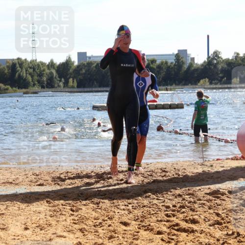 07.09.2025 - 19. Norderstedt Triathlon Luisa Fischer http://msf.ph/oto/8752554 07.09.2025 15:34:22 Schwimmen 1065, 1073, 1092, 1099, 1563 meine-sportfotos.de
