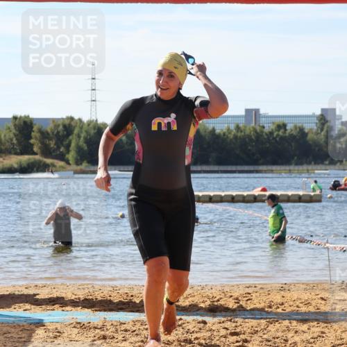 07.09.2025 - 19. Norderstedt Triathlon Luisa Fischer http://msf.ph/oto/8752622 07.09.2025 11:23:36 Schwimmen 1380 meine-sportfotos.de