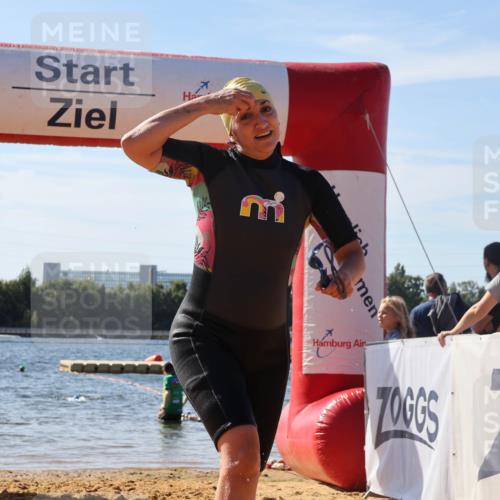 07.09.2025 - 19. Norderstedt Triathlon Luisa Fischer http://msf.ph/oto/8752645 07.09.2025 11:23:37 Schwimmen 1380 meine-sportfotos.de