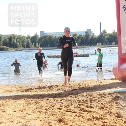 07.09.2025 - 19. Norderstedt Triathlon Luisa Fischer http://msf.ph/oto/8752653 07.09.2025 15:34:36 Schwimmen 1051, 1054, 1064, 1069, 1105, 1563 meine-sportfotos.de