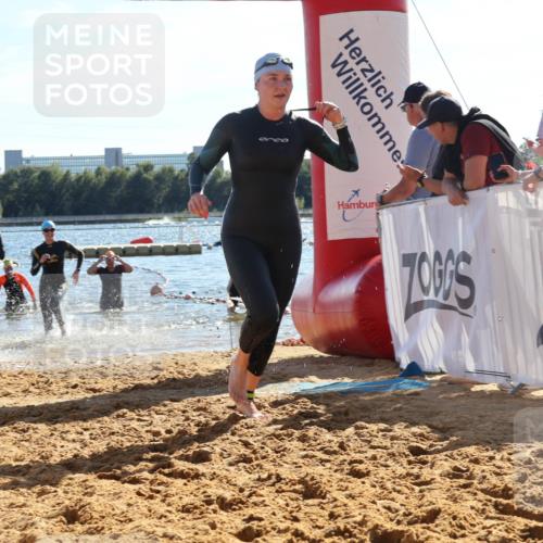 07.09.2025 - 19. Norderstedt Triathlon Luisa Fischer http://msf.ph/oto/8752664 07.09.2025 15:34:38 Schwimmen 1051, 1054, 1064, 1069, 1070, 1105 meine-sportfotos.de