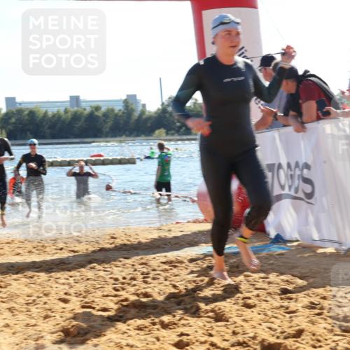 07.09.2025 - 19. Norderstedt Triathlon Luisa Fischer http://msf.ph/oto/8752666 07.09.2025 15:34:38 Schwimmen 1051, 1054, 1064, 1069, 1070, 1105 meine-sportfotos.de