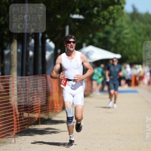 07.09.2025 - 19. Norderstedt Triathlon Michael Strokosch http://msf.ph/oto/8752697 07.09.2025 12:46:37 Laufen 697, 788, 838 meine-sportfotos.de