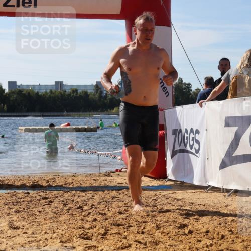 07.09.2025 - 19. Norderstedt Triathlon Luisa Fischer http://msf.ph/oto/8752699 07.09.2025 11:24:01 Schwimmen 800, 823 meine-sportfotos.de