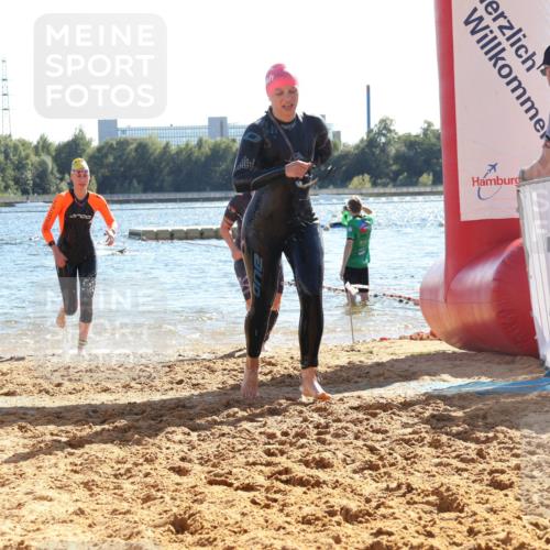 07.09.2025 - 19. Norderstedt Triathlon Luisa Fischer http://msf.ph/oto/8752709 07.09.2025 15:34:43 Schwimmen 1047, 1051, 1054, 1064, 1069, 1070, 1089, 1105 meine-sportfotos.de