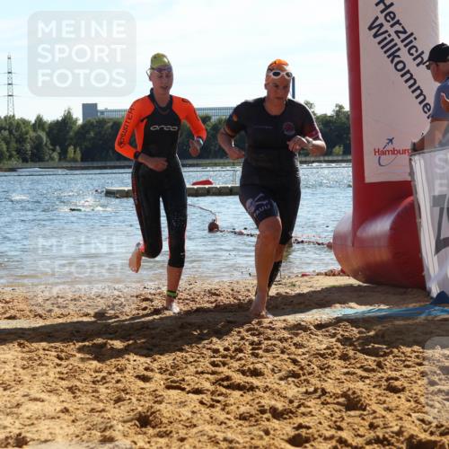 07.09.2025 - 19. Norderstedt Triathlon Luisa Fischer http://msf.ph/oto/8752726 07.09.2025 15:34:45 Schwimmen 1047, 1064, 1069, 1070, 1089, 1105 meine-sportfotos.de