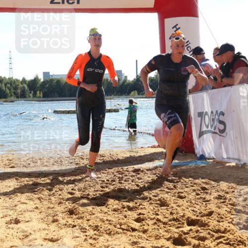 07.09.2025 - 19. Norderstedt Triathlon Luisa Fischer http://msf.ph/oto/8752734 07.09.2025 15:34:46 Schwimmen 1047, 1064, 1069, 1070, 1089, 1105 meine-sportfotos.de