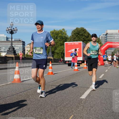 07.09.2025 - BARMER Alsterlauf Yannick Fuchs http://msf.ph/oto/8752776 07.09.2025 09:36:31 Laufen 2191, 5421 meine-sportfotos.de