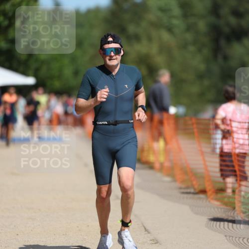 07.09.2025 - 19. Norderstedt Triathlon Michael Strokosch http://msf.ph/oto/8752824 07.09.2025 12:46:44 Laufen 251, 697, 788 meine-sportfotos.de