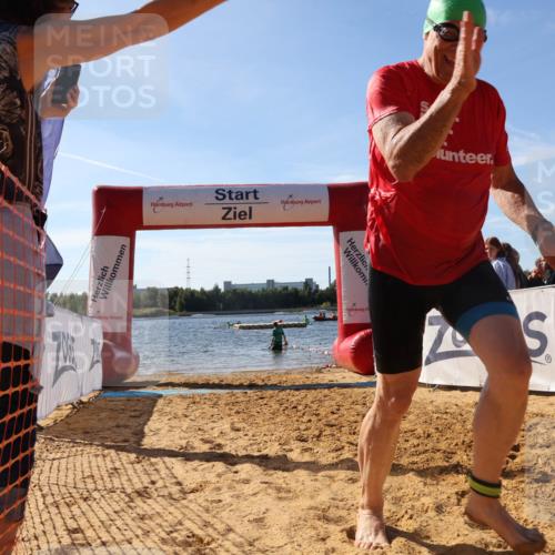 07.09.2025 - 19. Norderstedt Triathlon Luisa Fischer http://msf.ph/oto/8752836 07.09.2025 11:24:51 Schwimmen 830 meine-sportfotos.de