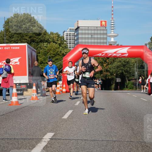 07.09.2025 - BARMER Alsterlauf Yannick Fuchs http://msf.ph/oto/8752841 07.09.2025 09:36:34 Laufen 6178, 4140 meine-sportfotos.de