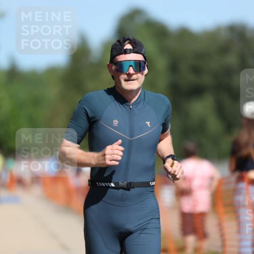 07.09.2025 - 19. Norderstedt Triathlon Michael Strokosch http://msf.ph/oto/8752865 07.09.2025 12:46:45 Laufen 251, 788 meine-sportfotos.de