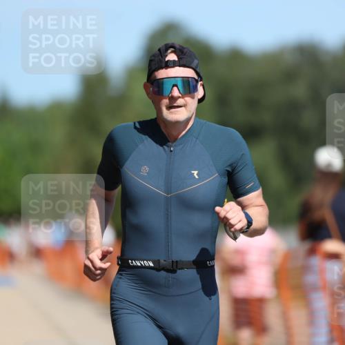07.09.2025 - 19. Norderstedt Triathlon Michael Strokosch http://msf.ph/oto/8752878 07.09.2025 12:46:46 Laufen 251, 788 meine-sportfotos.de