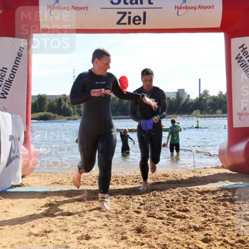 07.09.2025 - 19. Norderstedt Triathlon Luisa Fischer http://msf.ph/oto/8752897 07.09.2025 15:35:52 Schwimmen 509, 1058, 1077, 1088 meine-sportfotos.de