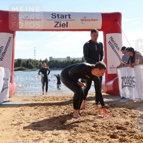 07.09.2025 - 19. Norderstedt Triathlon Luisa Fischer http://msf.ph/oto/8752906 07.09.2025 15:35:53 Schwimmen 509, 1058, 1077, 1088 meine-sportfotos.de