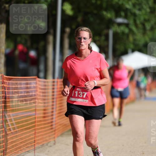 07.09.2025 - 19. Norderstedt Triathlon Michael Strokosch http://msf.ph/oto/8752918 07.09.2025 10:37:10 Laufen 1137 meine-sportfotos.de