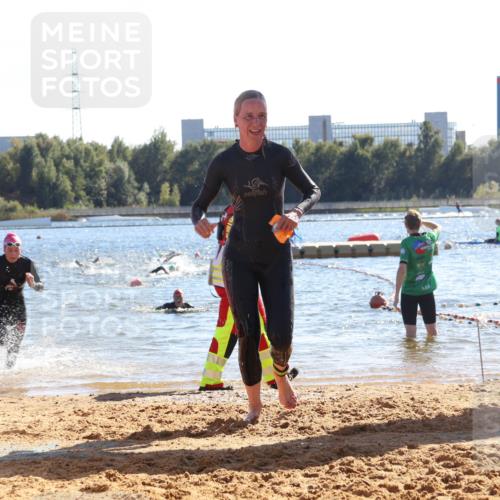 07.09.2025 - 19. Norderstedt Triathlon Luisa Fischer http://msf.ph/oto/8752951 07.09.2025 15:35:59 Schwimmen 509, 1050, 1058, 1075, 1077, 1088 meine-sportfotos.de