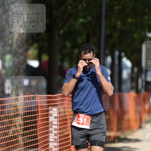 07.09.2025 - 19. Norderstedt Triathlon Michael Strokosch http://msf.ph/oto/8752964 07.09.2025 12:46:50 Laufen 251 meine-sportfotos.de