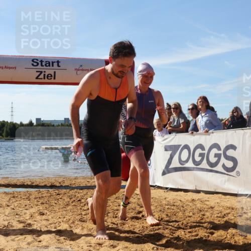 07.09.2025 - 19. Norderstedt Triathlon Luisa Fischer http://msf.ph/oto/8752967 07.09.2025 11:26:18 Schwimmen 162, 163 meine-sportfotos.de