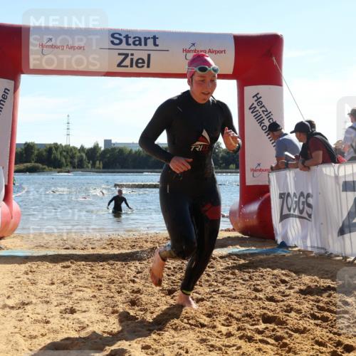 07.09.2025 - 19. Norderstedt Triathlon Luisa Fischer http://msf.ph/oto/8752984 07.09.2025 15:36:05 Schwimmen 1050, 1075, 1088 meine-sportfotos.de