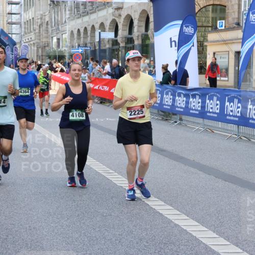 07.09.2025 - BARMER Alsterlauf Strokosch-Dieckow http://msf.ph/oto/8753014 07.09.2025 10:14:46 Ziel 2158, 2651, 3132, 3133, 3722, 3771, 3904, 4020, 4021, 4177, 4520, 4556, 4607, 4608, 4878, 4879, 5134, 5270, 5271, 5280, 5281, 5291, 5631, 6345, 8413 meine-sportfotos.de