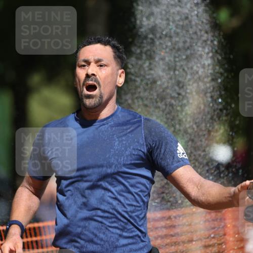 07.09.2025 - 19. Norderstedt Triathlon Michael Strokosch http://msf.ph/oto/8753025 07.09.2025 12:46:52 Laufen 251, 696 meine-sportfotos.de
