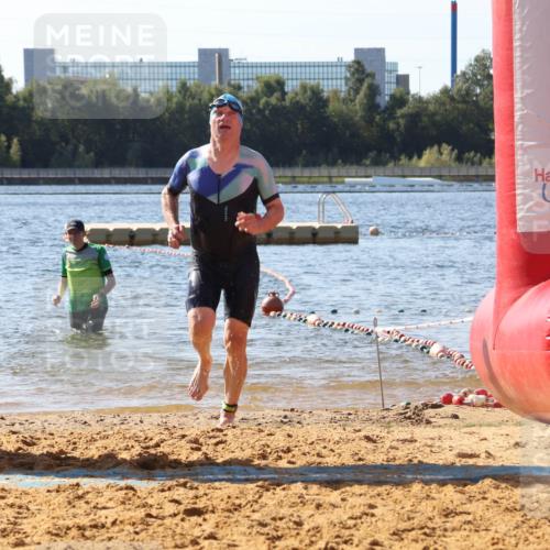 07.09.2025 - 19. Norderstedt Triathlon Luisa Fischer http://msf.ph/oto/8753028 07.09.2025 11:27:20 Schwimmen 170 meine-sportfotos.de