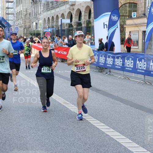 07.09.2025 - BARMER Alsterlauf Strokosch-Dieckow http://msf.ph/oto/8753050 07.09.2025 10:14:45 Ziel 2158, 2651, 3132, 3133, 3722, 3736, 3771, 3904, 4020, 4021, 4177, 4520, 4556, 4607, 4608, 4878, 4879, 5134, 5270, 5271, 5280, 5281, 5291, 5631, 6345, 8413 meine-sportfotos.de