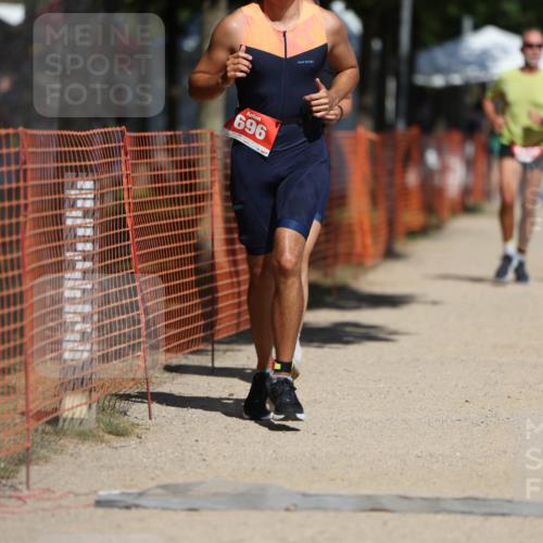 07.09.2025 - 19. Norderstedt Triathlon Michael Strokosch http://msf.ph/oto/8753059 07.09.2025 12:46:58 Laufen 696, 776, 1213, 1247 meine-sportfotos.de