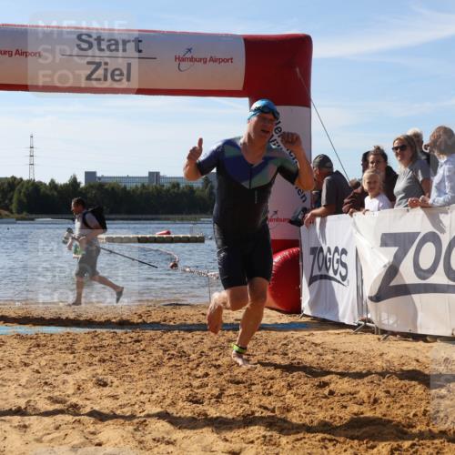 07.09.2025 - 19. Norderstedt Triathlon Luisa Fischer http://msf.ph/oto/8753064 07.09.2025 11:27:22 Schwimmen 170 meine-sportfotos.de