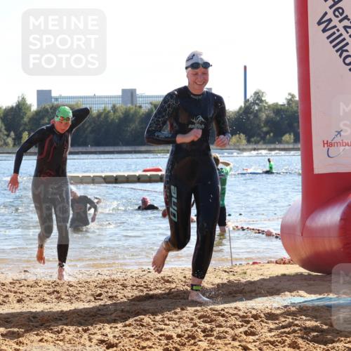 07.09.2025 - 19. Norderstedt Triathlon Luisa Fischer http://msf.ph/oto/8753088 07.09.2025 15:36:33 Schwimmen 1044, 1067, 1074, 1087, 1593 meine-sportfotos.de