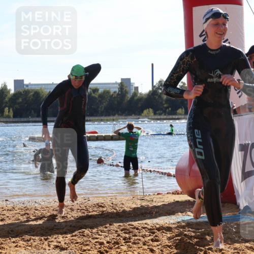 07.09.2025 - 19. Norderstedt Triathlon Luisa Fischer http://msf.ph/oto/8753096 07.09.2025 15:36:34 Schwimmen 1044, 1067, 1074, 1087, 1593 meine-sportfotos.de