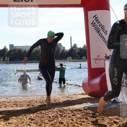 07.09.2025 - 19. Norderstedt Triathlon Luisa Fischer http://msf.ph/oto/8753099 07.09.2025 15:36:34 Schwimmen 1044, 1067, 1074, 1087, 1593 meine-sportfotos.de