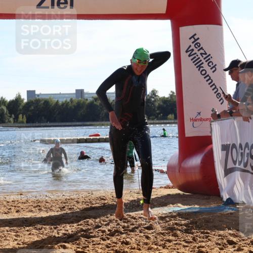 07.09.2025 - 19. Norderstedt Triathlon Luisa Fischer http://msf.ph/oto/8753103 07.09.2025 15:36:34 Schwimmen 1044, 1067, 1074, 1087, 1593 meine-sportfotos.de