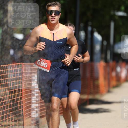 07.09.2025 - 19. Norderstedt Triathlon Michael Strokosch http://msf.ph/oto/8753104 07.09.2025 12:46:59 Laufen 696, 776, 1213, 1247 meine-sportfotos.de