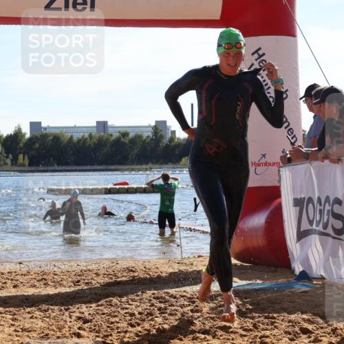 07.09.2025 - 19. Norderstedt Triathlon Luisa Fischer http://msf.ph/oto/8753107 07.09.2025 15:36:35 Schwimmen 1044, 1067, 1074, 1087, 1593 meine-sportfotos.de