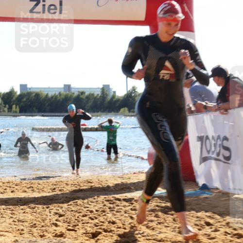 07.09.2025 - 19. Norderstedt Triathlon Luisa Fischer http://msf.ph/oto/8753123 07.09.2025 15:36:40 Schwimmen 1044, 1067, 1087, 1103, 1593 meine-sportfotos.de